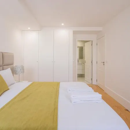 Apartment Almada Prime Iii *
