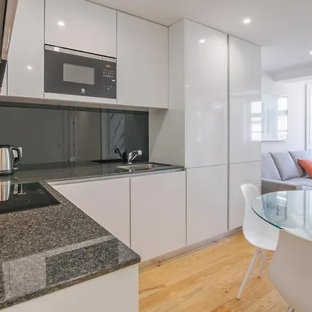 Almada Prime Iii
