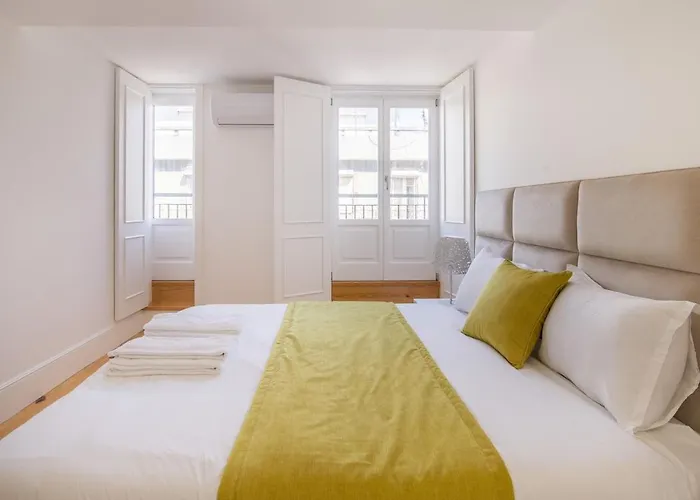 Almada Prime Iii Porto