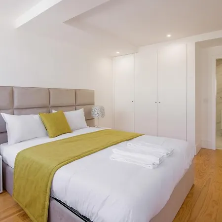 Almada Prime Iii Porto