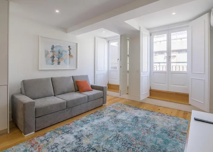 Almada Prime Iii * Oporto